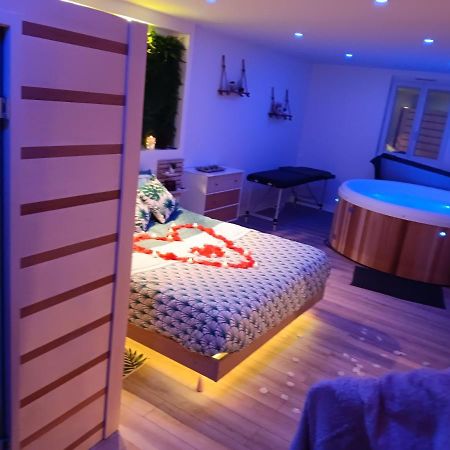Gite Et Spa Au Secret Du Bonheur Hotel Pouilly-sur-Serre Exterior foto