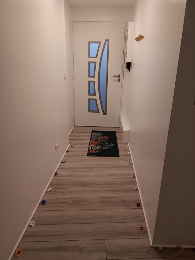 Gite Et Spa Au Secret Du Bonheur Hotel Pouilly-sur-Serre Exterior foto